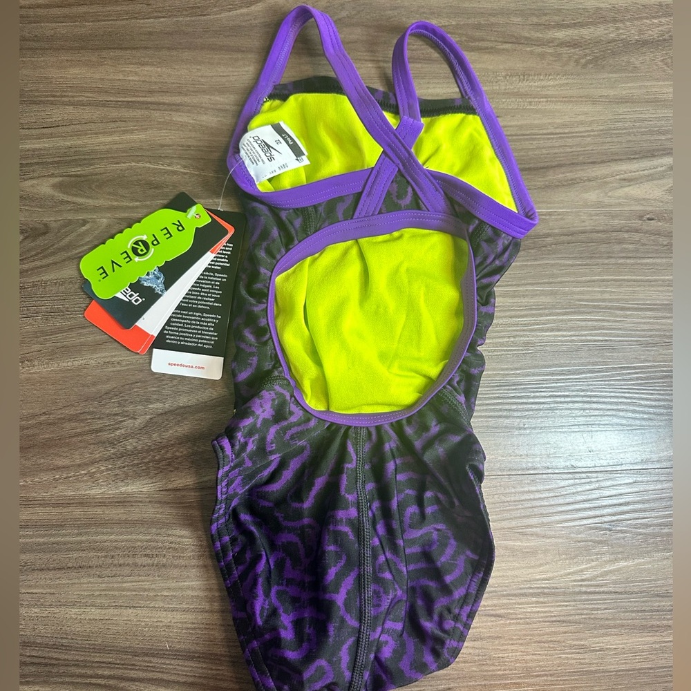 Speedo One Piece Swimsuit Purple Black Print Neon Yellow Lining Size 7/8 NWT - Picture 7 of 10